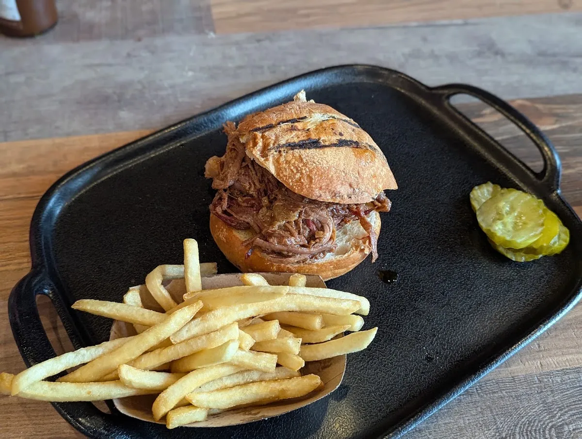 Graze Smokehouse (Cedarhurst) — foto 4