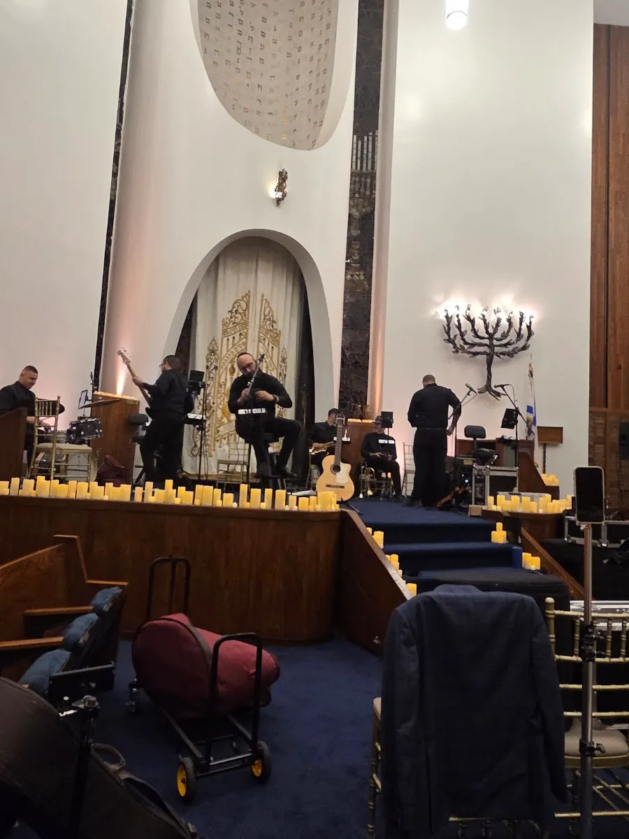 Great Neck Synagogue — foto 10