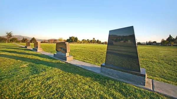 Groman Eden Mortuary — foto 10