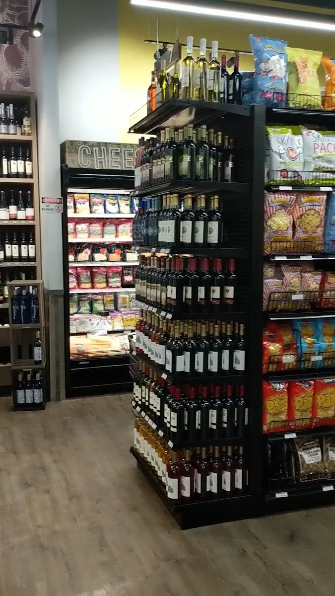 Grove Kosher Market Hollywood — foto 4