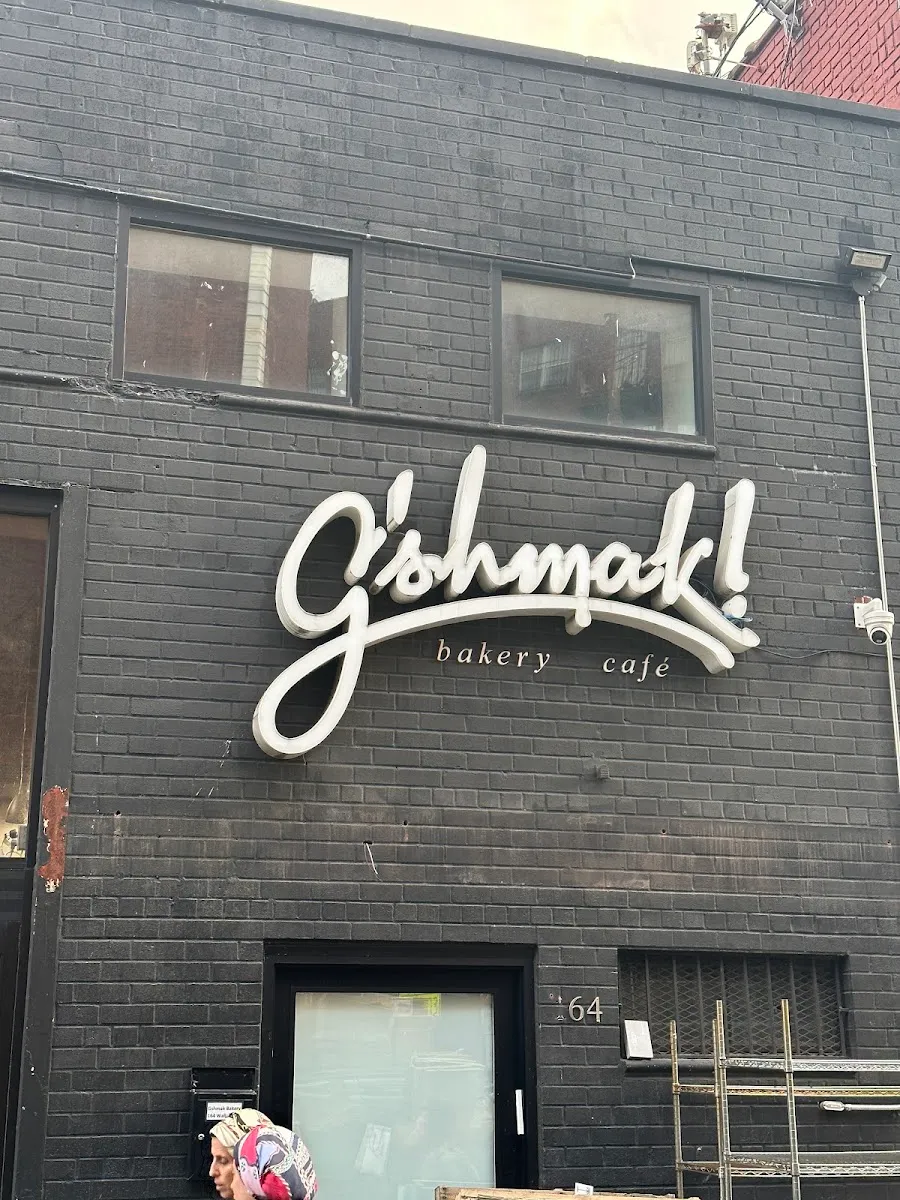 Gshmak Bakery & Cafe