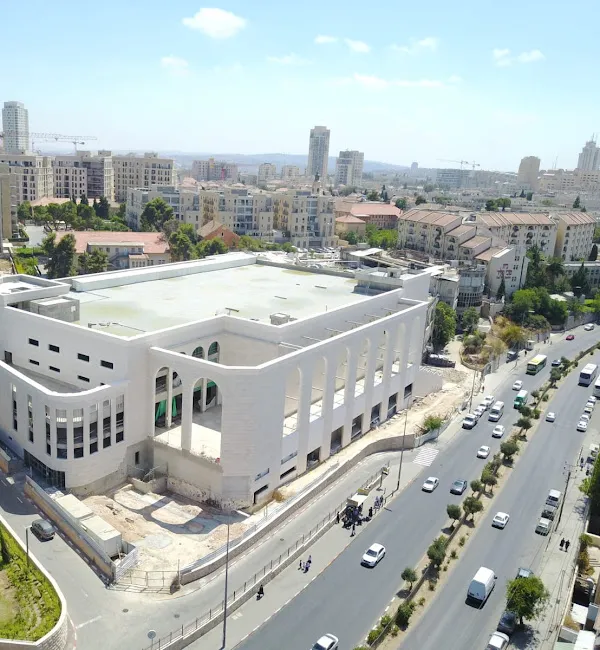 Gur Synagogue (Rabbi Meir Baal HaNes St)