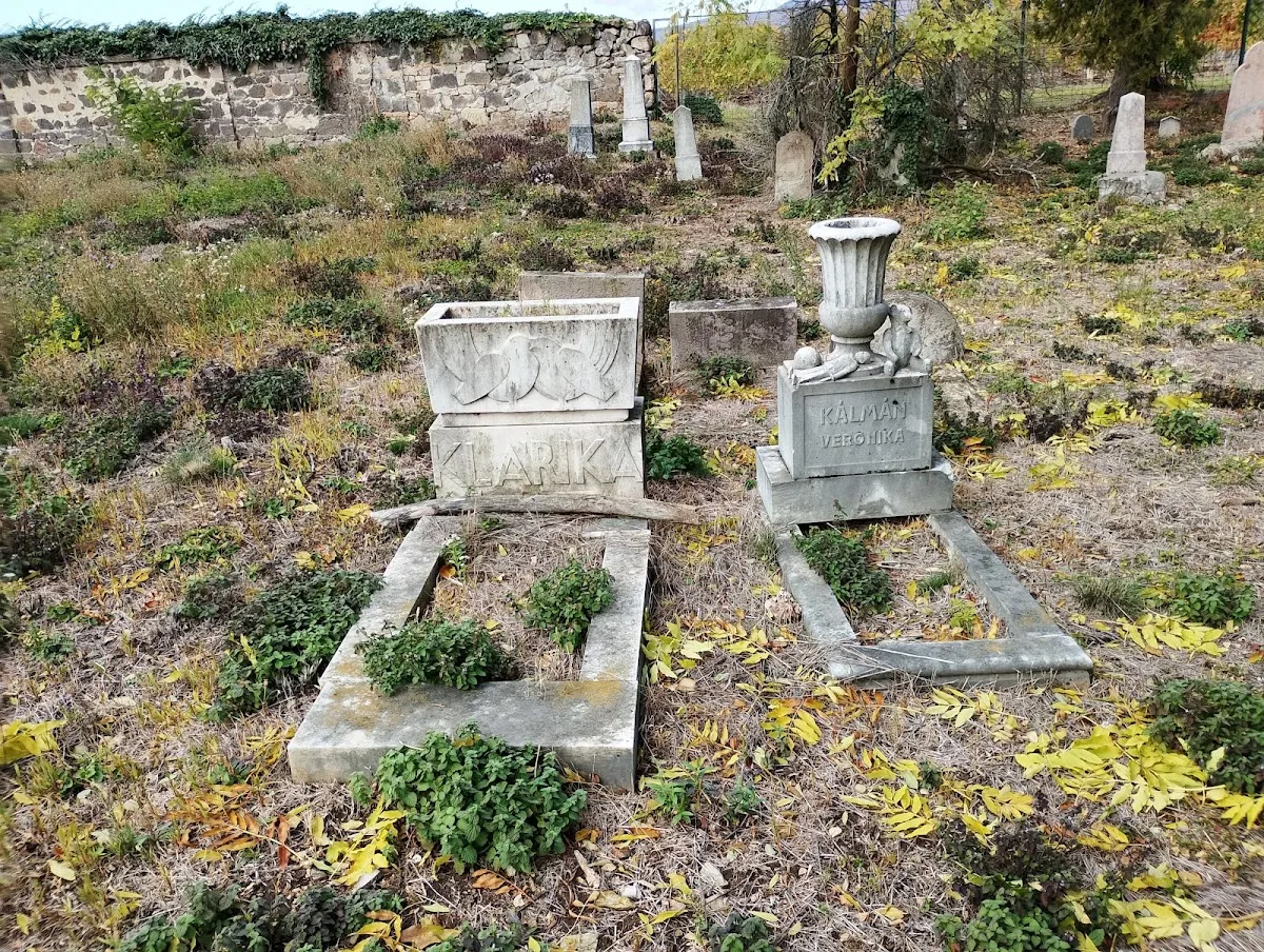 Gyöngyös Jewish Cemetery — foto 2