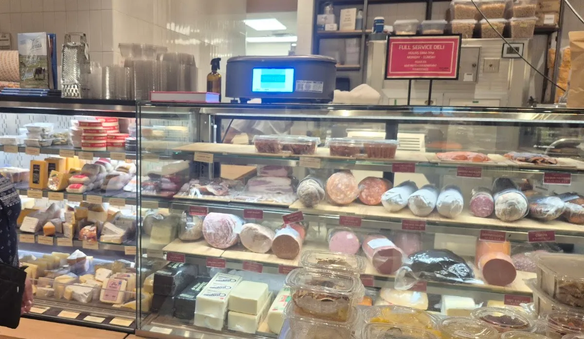 H-E-B — photo 9