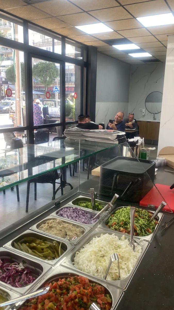 HaBaguette shel Asher (Hadera) — photo 2