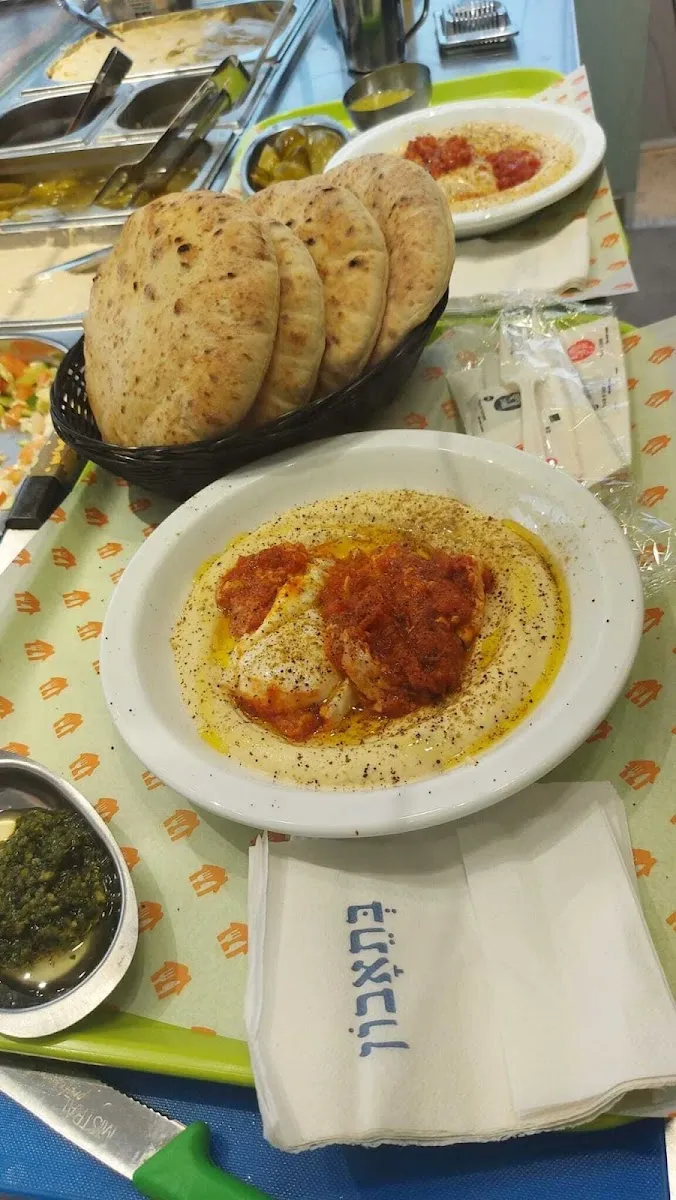 HaChumus shel Assaf — foto 4