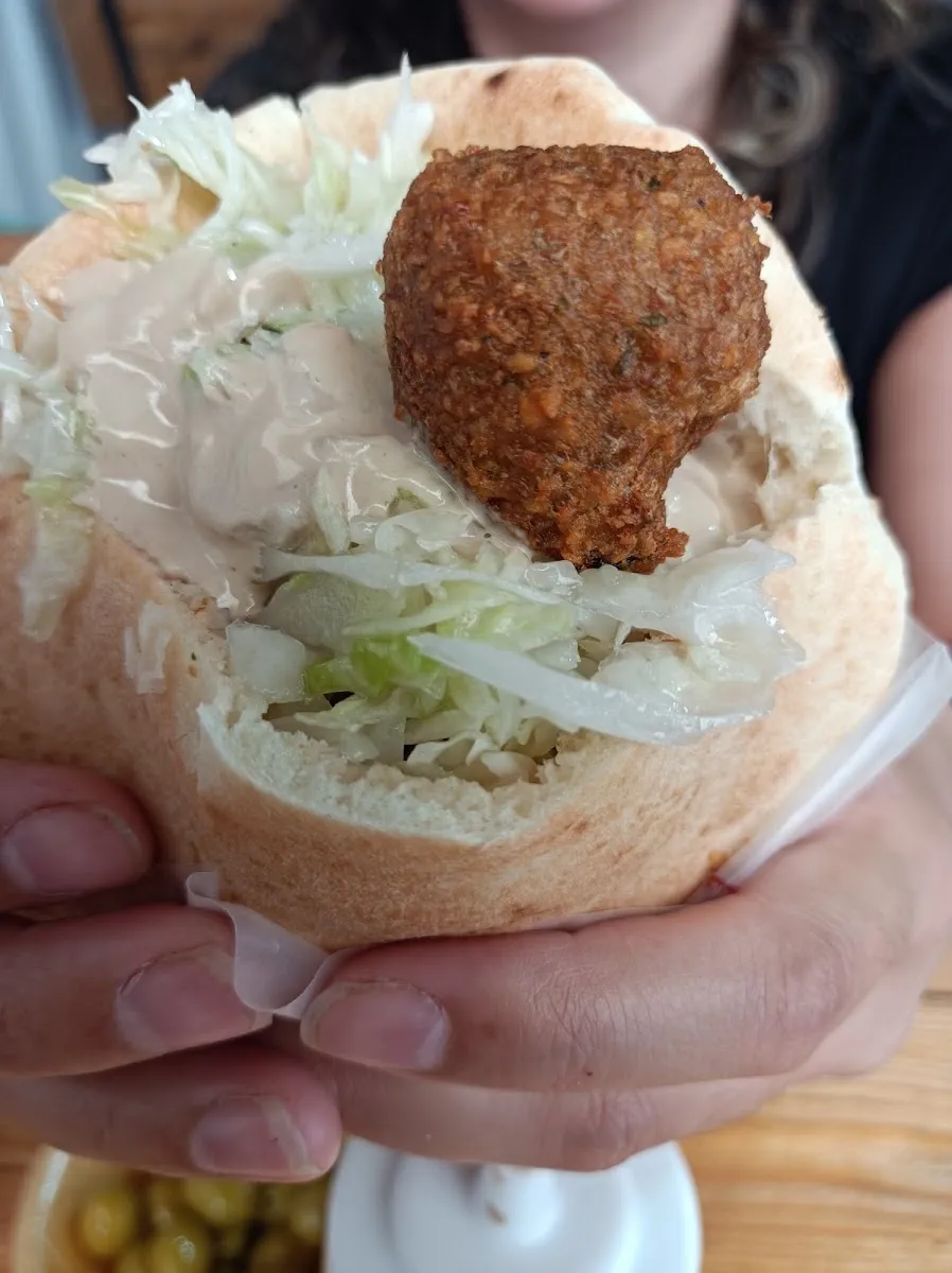 HaFalafel veHaShawarma shel Aharon — foto 5