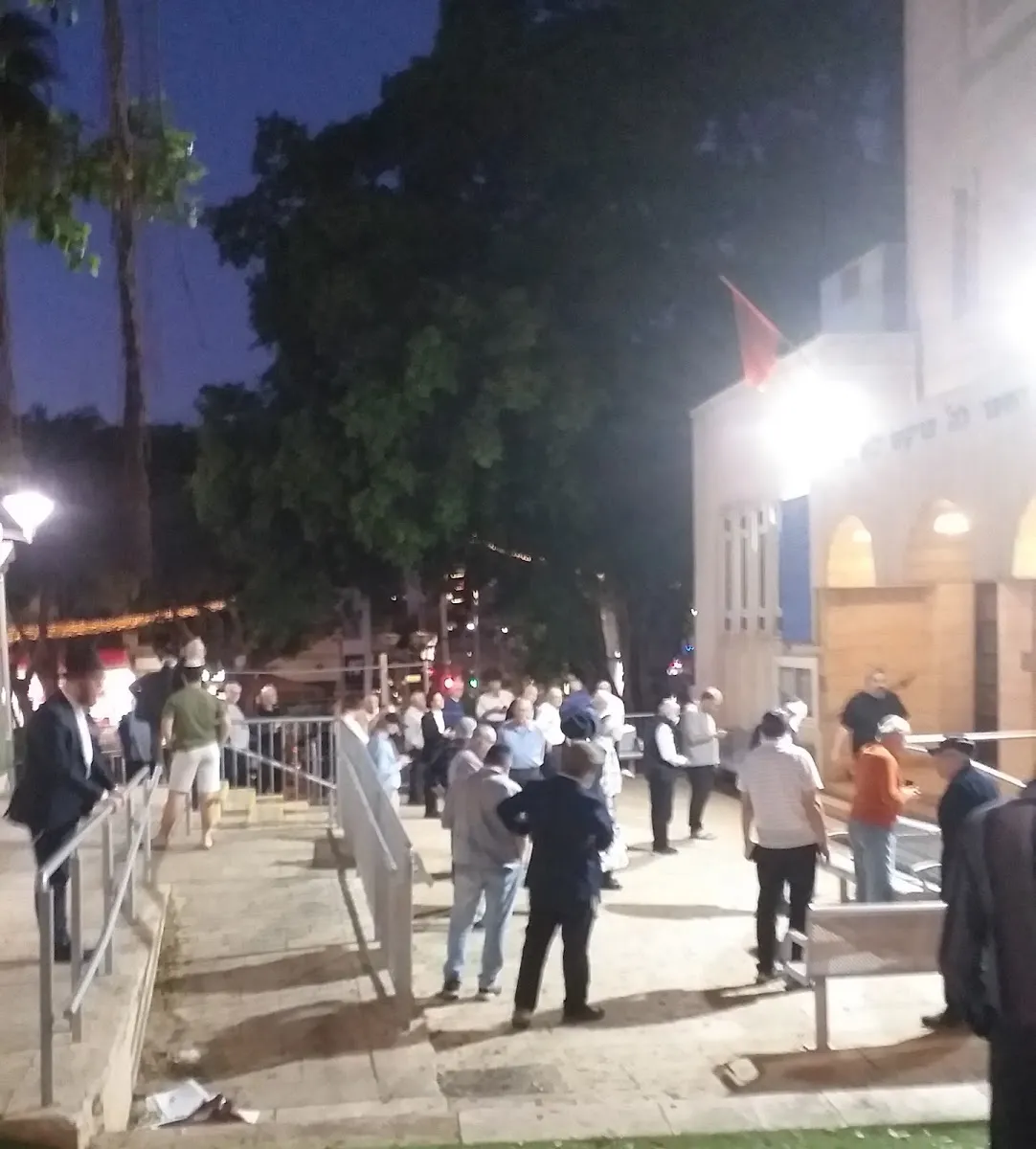 HaGadol Synagogue Raanana — foto 7