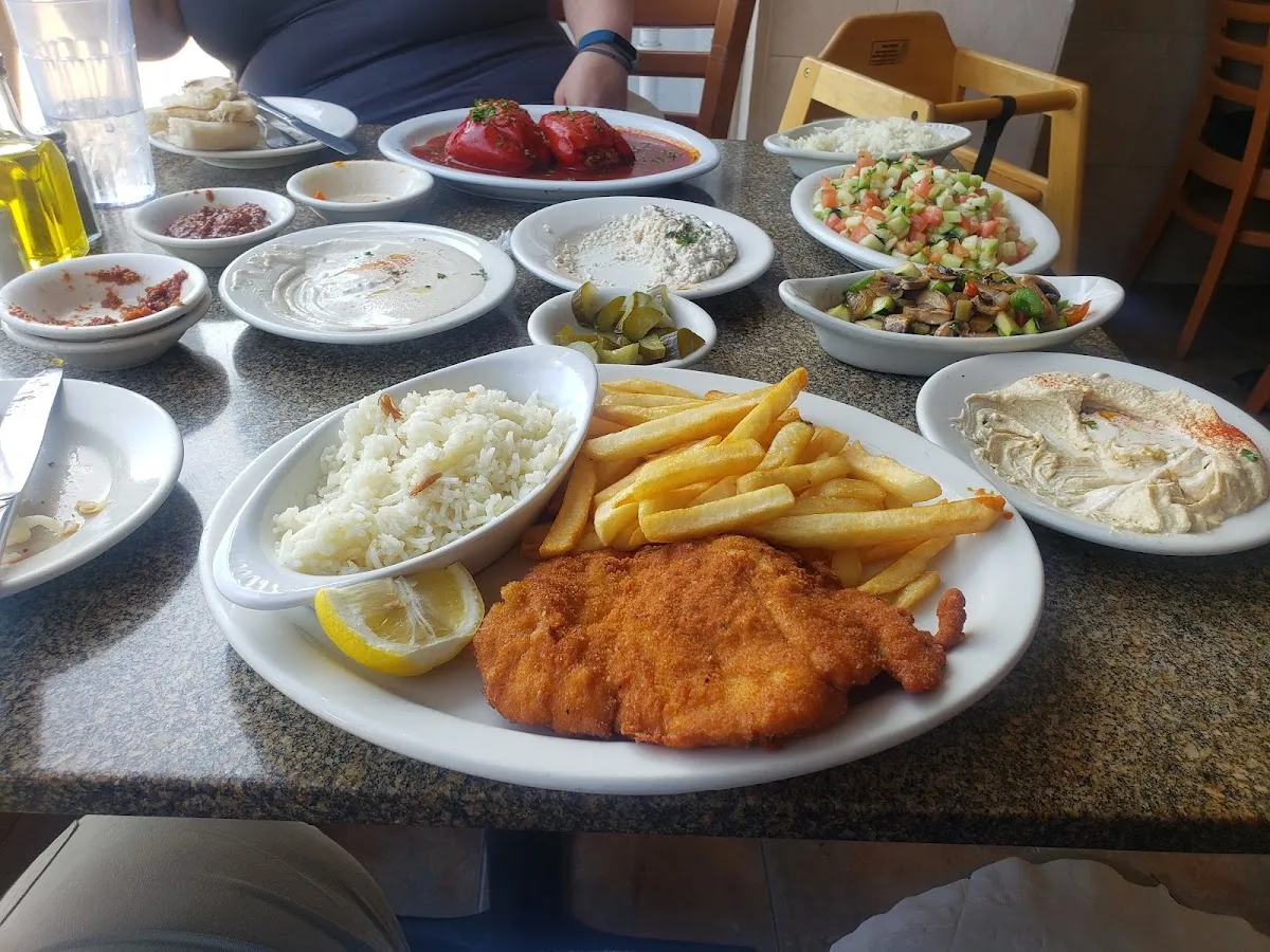 Haifa Restaurant — foto 3