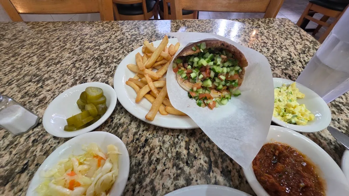 Haifa Restaurant — foto 5