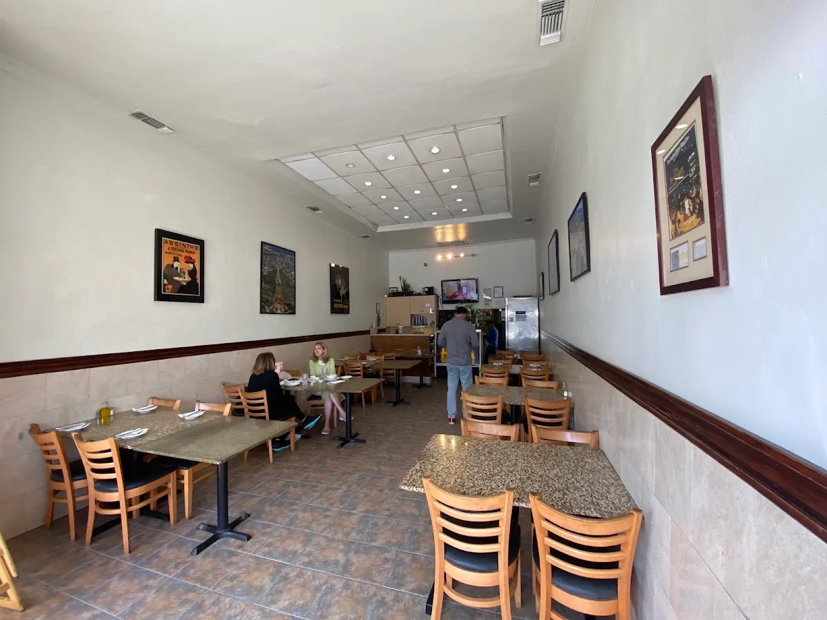 Haifa Restaurant — foto 8
