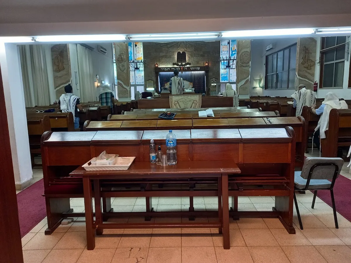 HaMerkazi Synagogue Nahariya — foto 4
