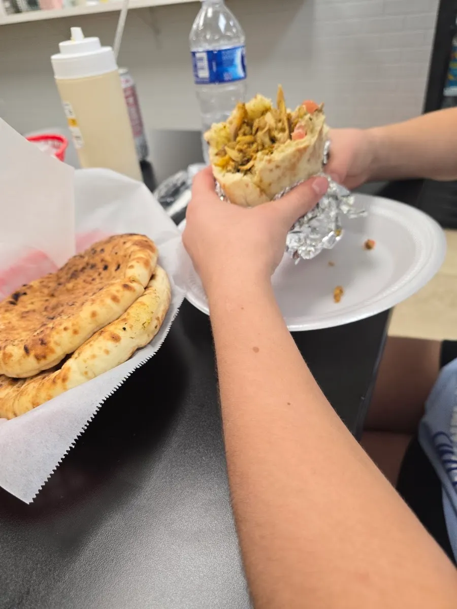 Hamsa Mediterranean Grill — foto 4