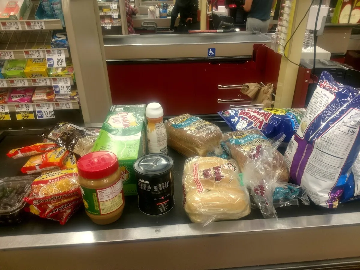 Hannaford (Forest Ave.) — photo 7