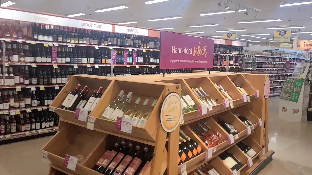 Hannaford (Forest Ave.) — photo 8