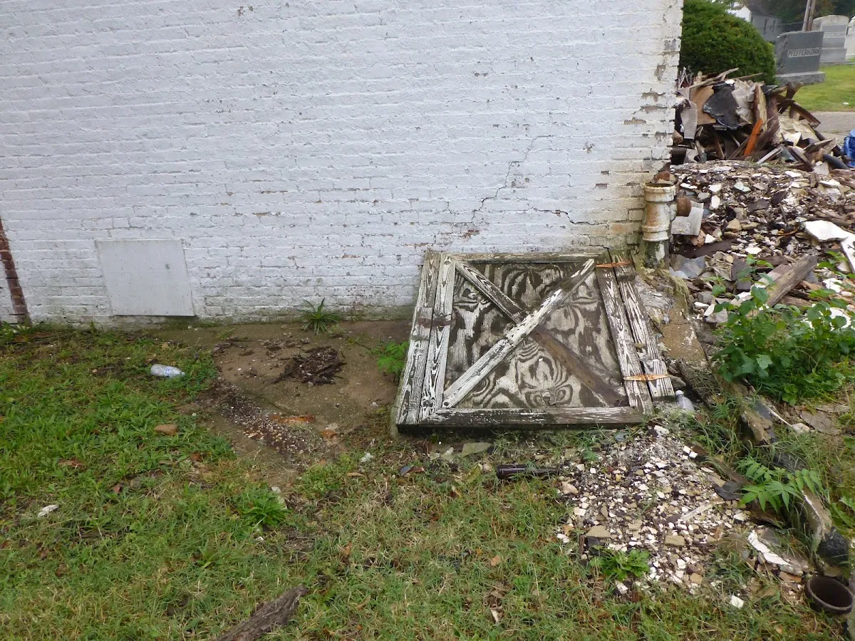 Har Sinai Cemetery (3241 Erdman Ave) — foto 4