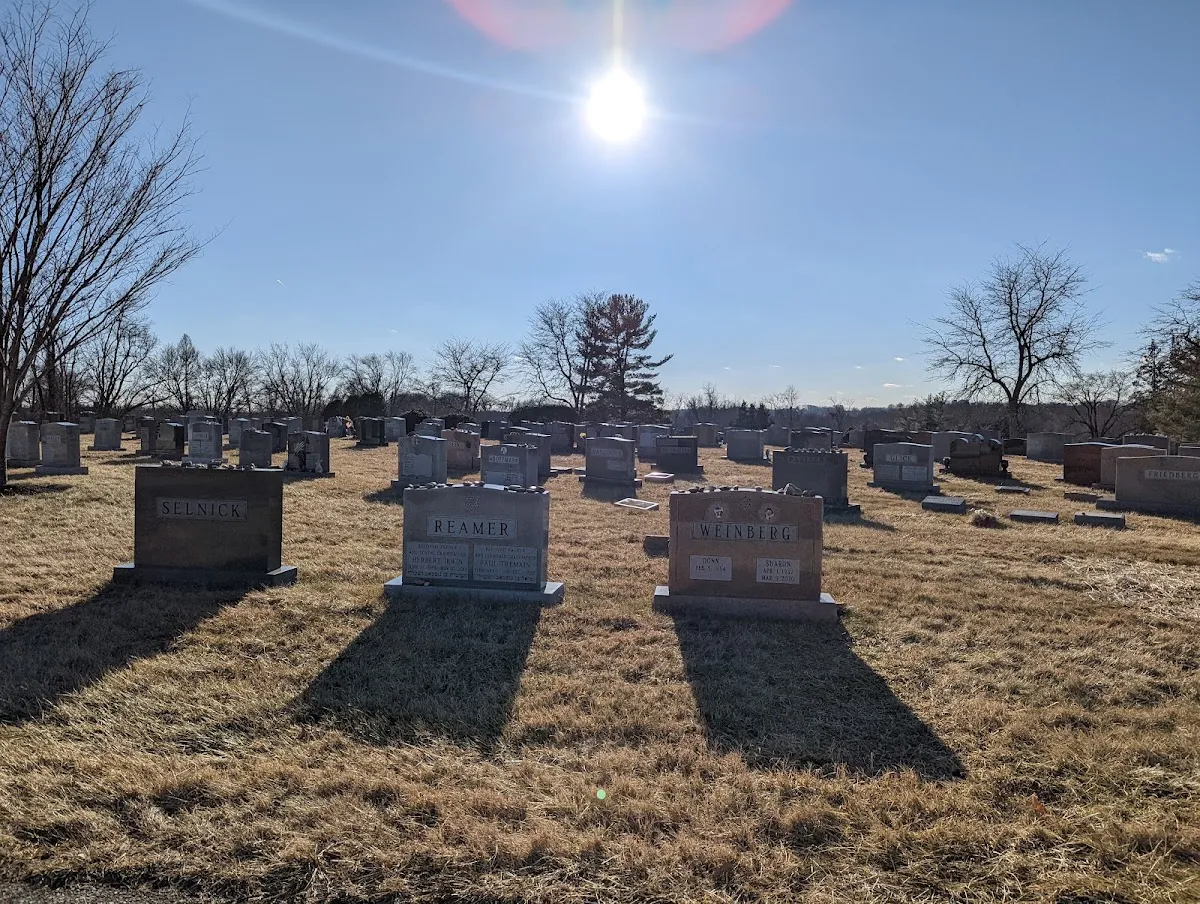 Har Sinai Cemetery (Owings Mills) — foto 3