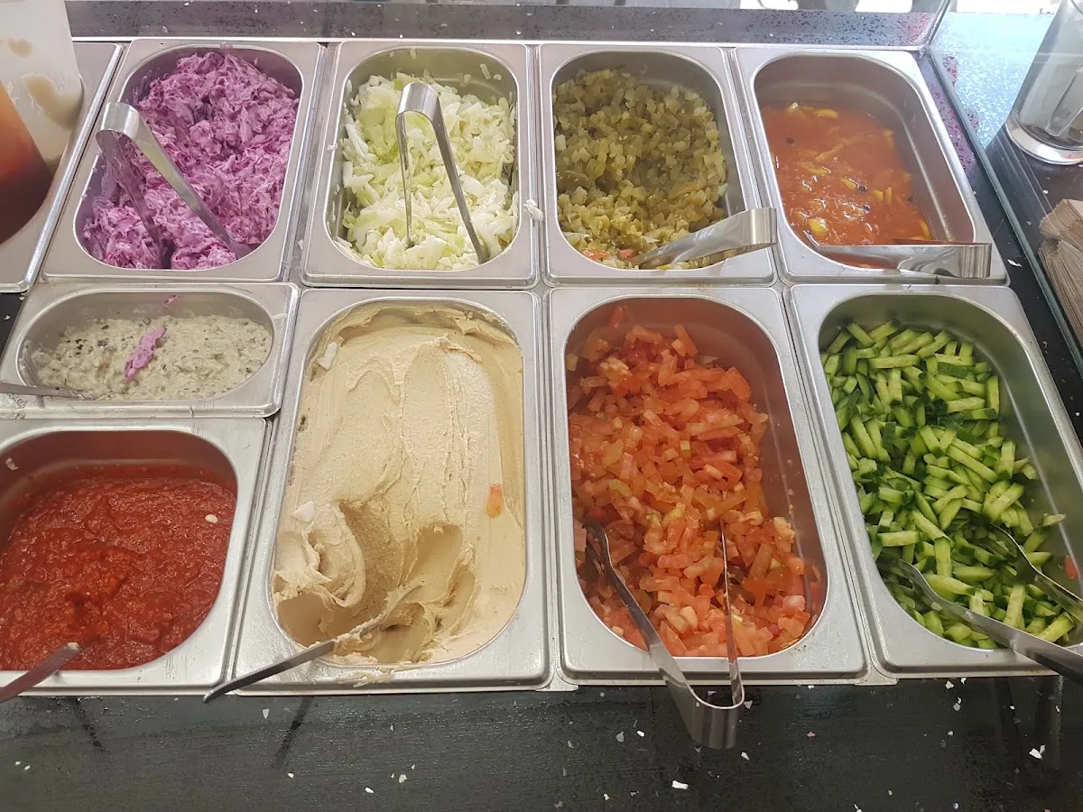 HaSchnitzel shel Tomer (Hadera) — photo 6