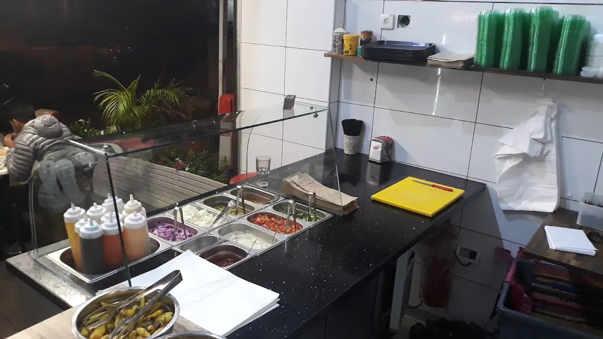 HaSchnitzel shel Tomer (Hadera) — photo 8