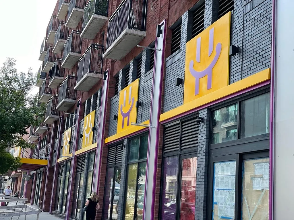 Hatzlacha Supermarket (Bedford Avenue) — foto 6