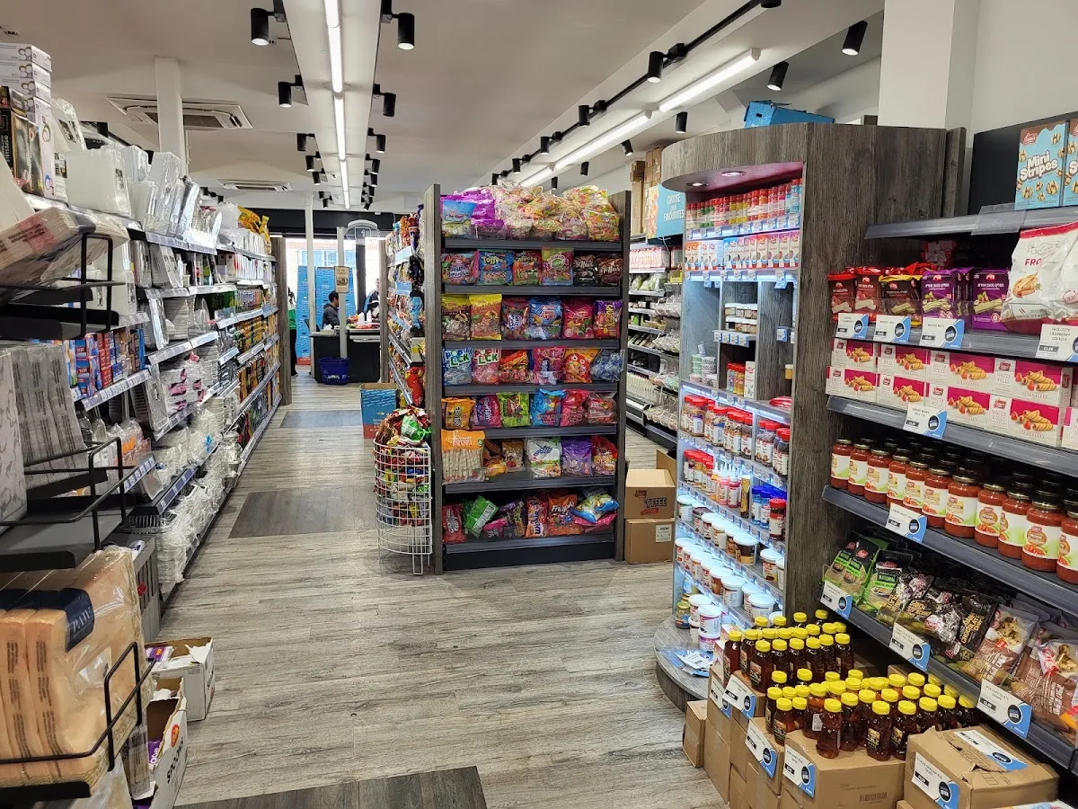 HATZLACHA SUPERMARKET — foto 2