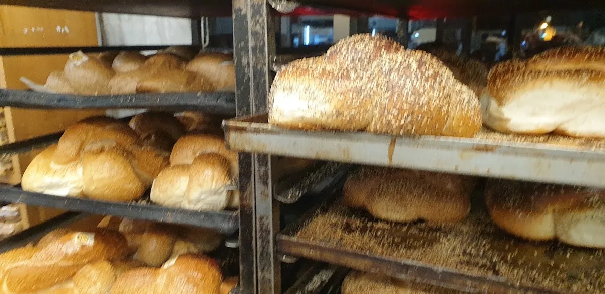 HaTzvi Bakery (Kahaneman) — photo 6