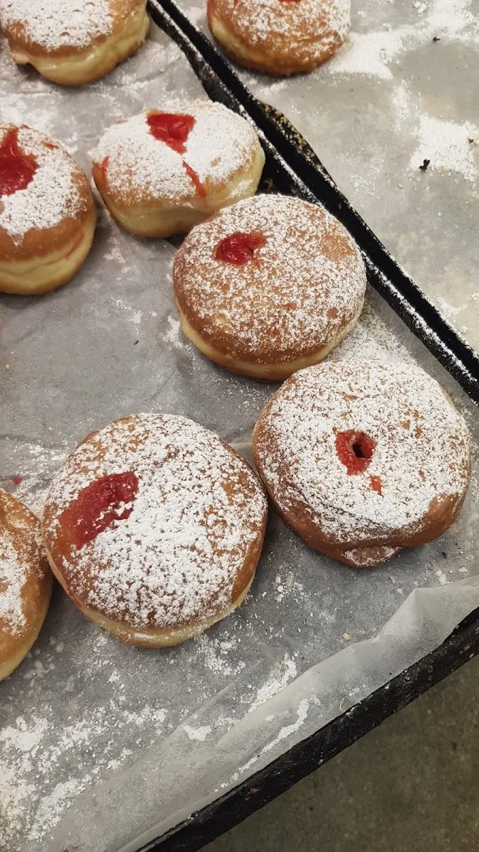 HaTzvi Bakery (Kahaneman) — photo 7