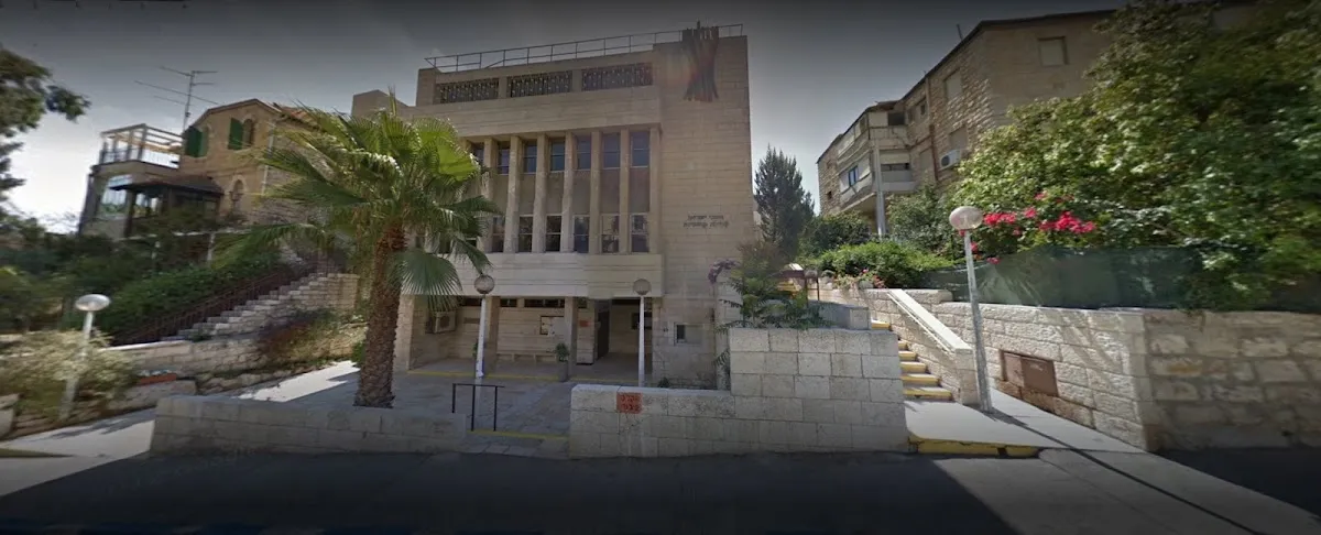 HaTzvi Yisrael Synagogue