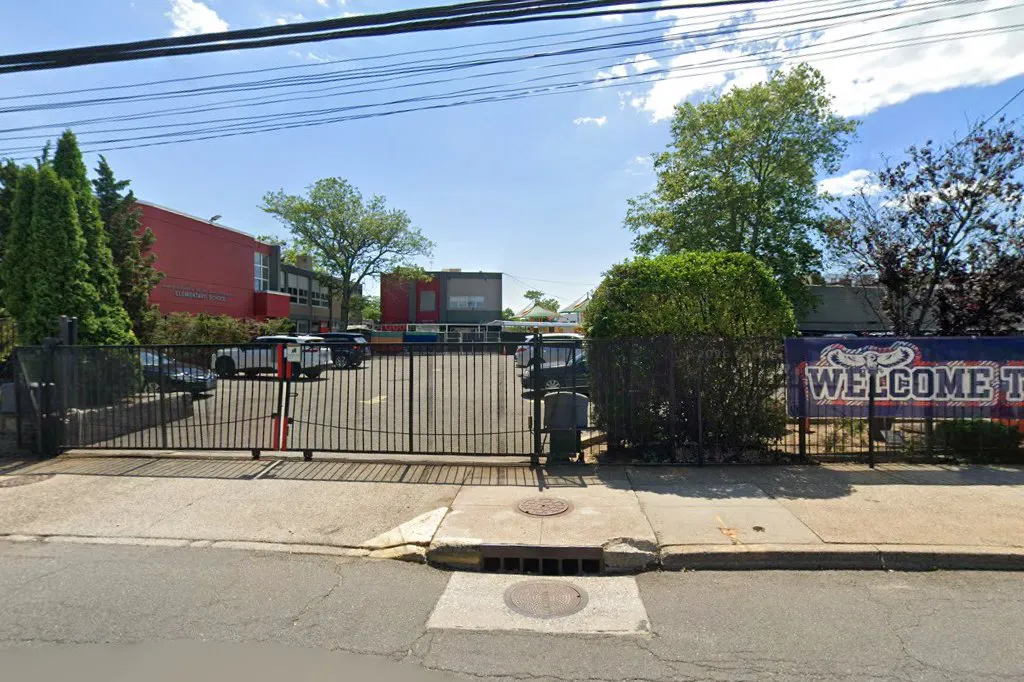 Hebrew Academy of the Five Towns & Rockaway Lower School — foto 2