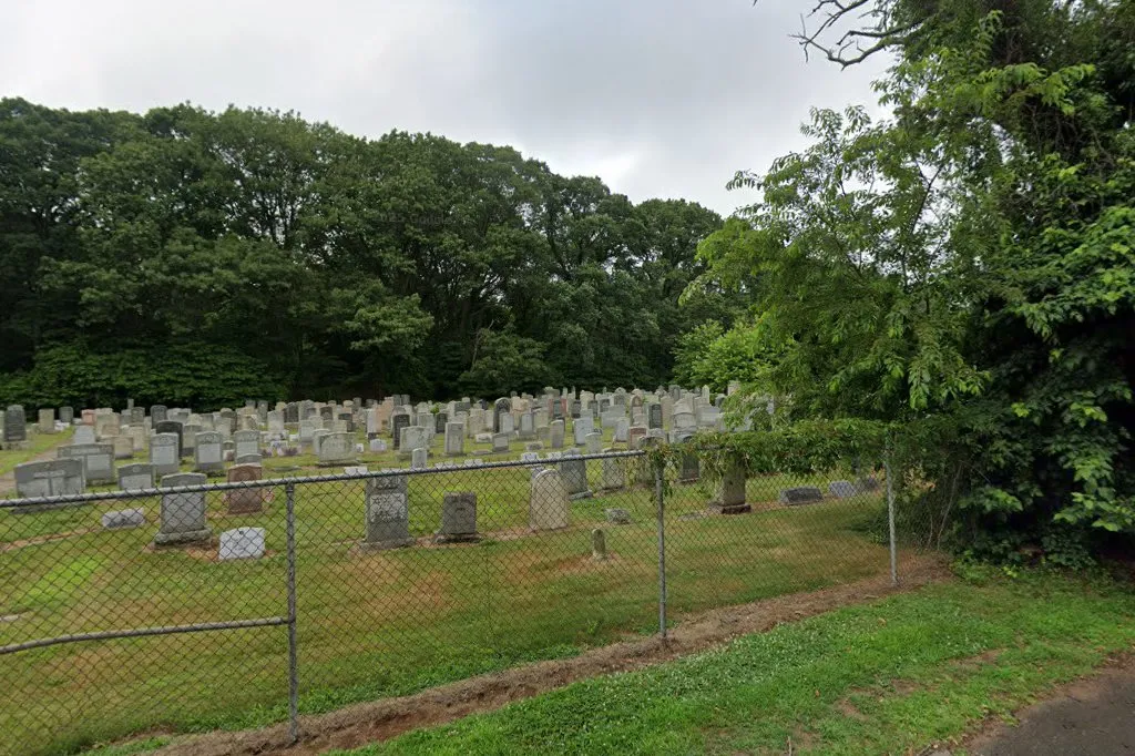 Hebrew Burial and Free Loan Association of New Haven Cemetery — photo 3