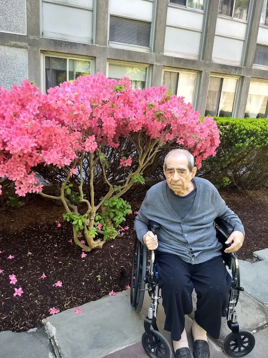 Hebrew SeniorLife — foto 10