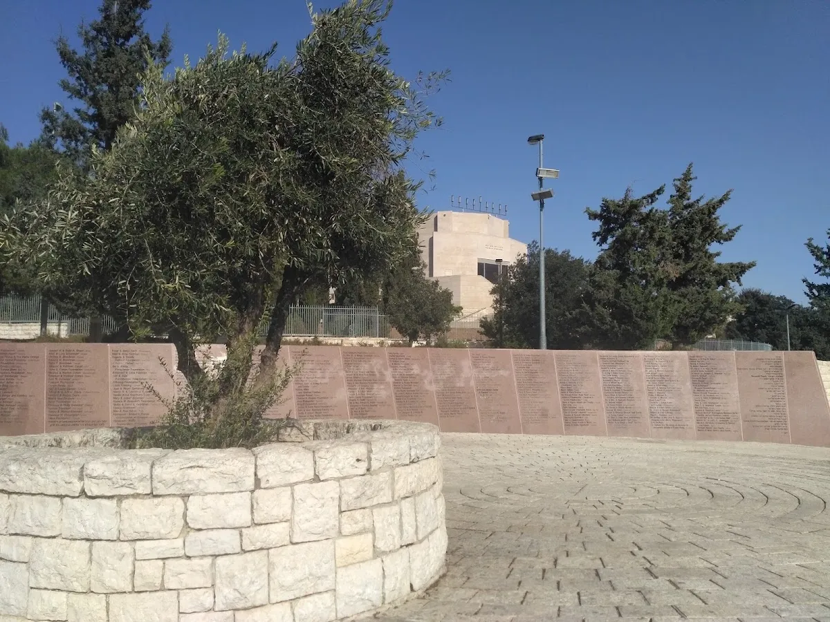 Hecht Synagogue — foto 8