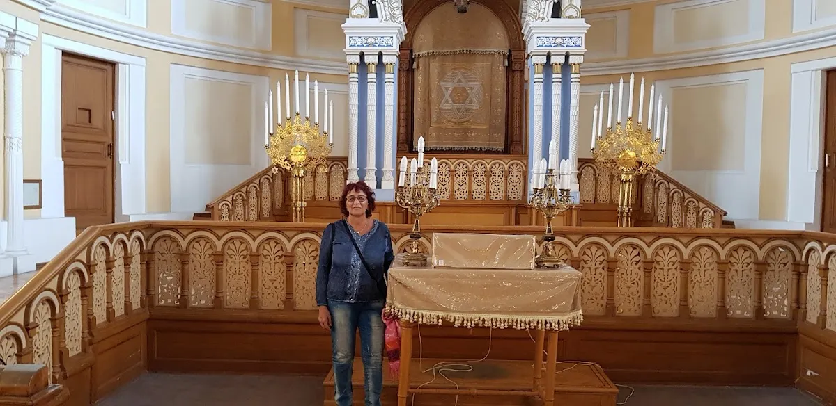 Heichal Avraham Synagogue