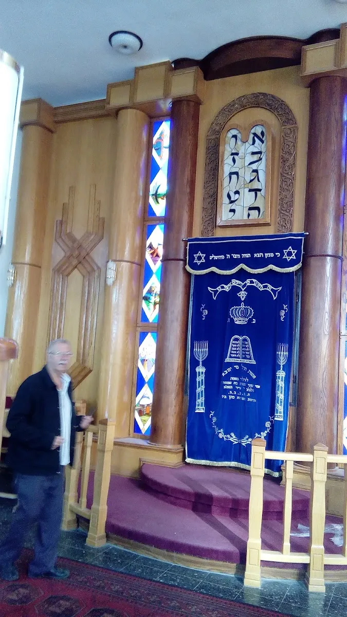 Heichal Kodshei Yisrael Synagogue — foto 4