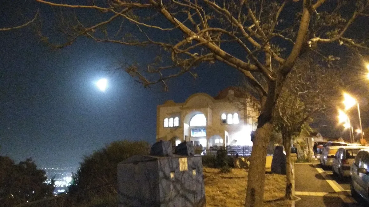 Heichal Ohavei Toratecha Synagogue — foto 2