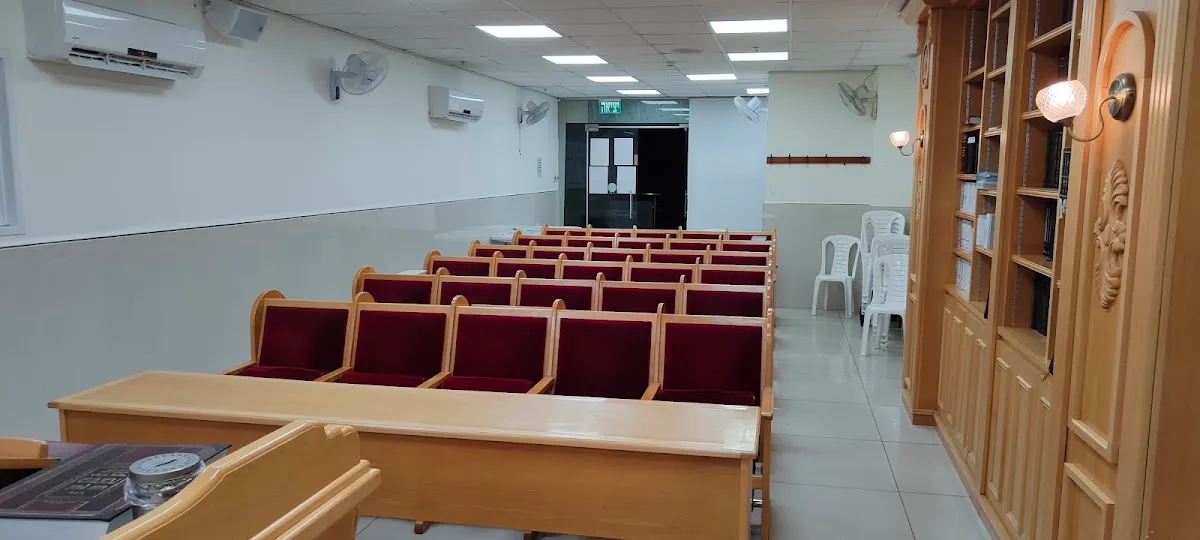 Heichal Shmuel Shtieblach — foto 3