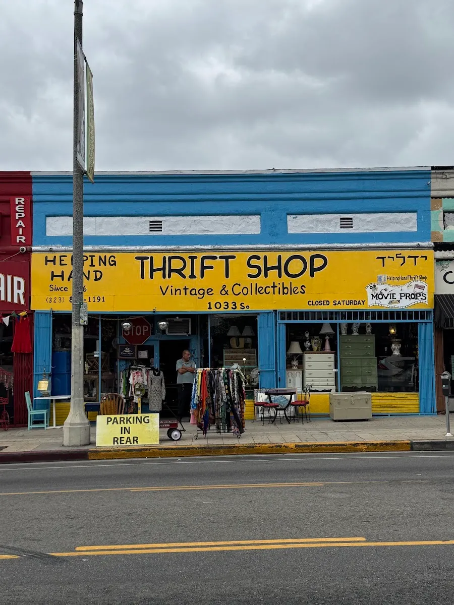 Helping Hand Thrift Shop — foto 10