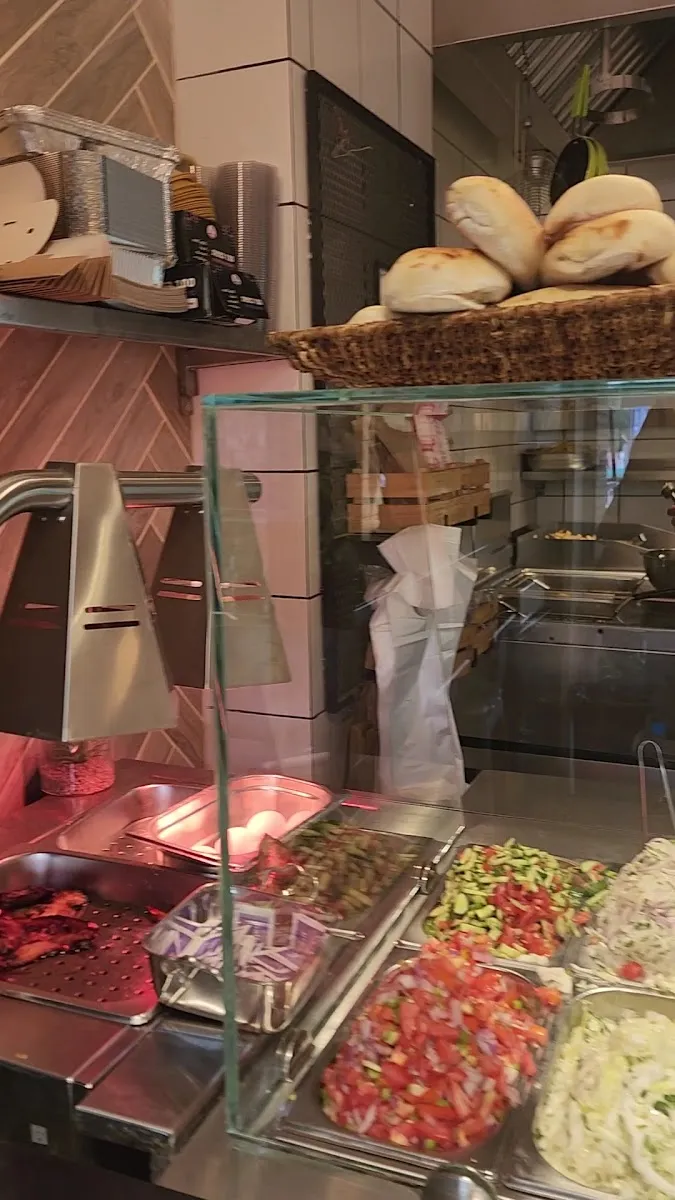 Herzog Falafel & Sabich — foto 2