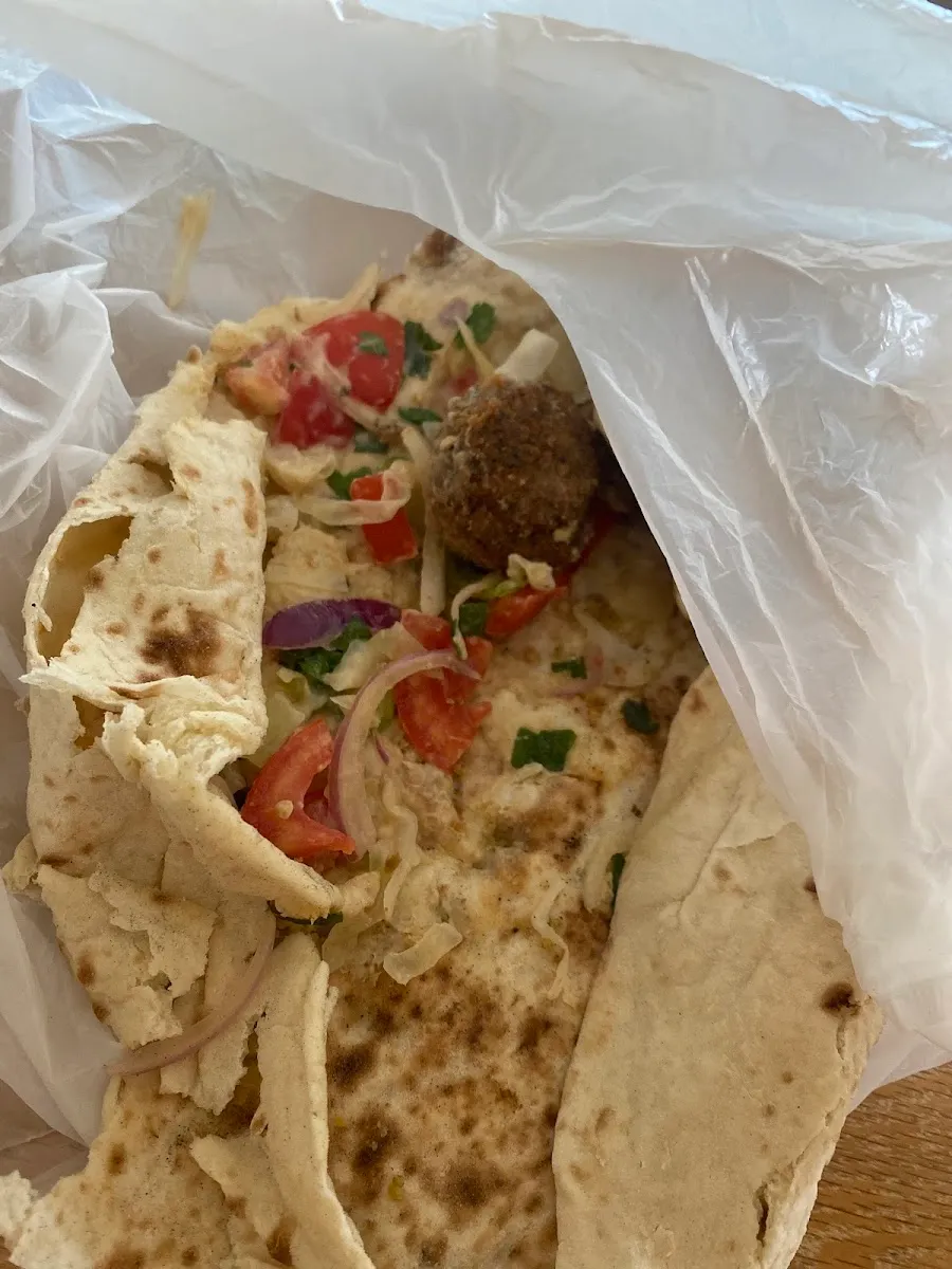 Herzog Falafel & Sabich — foto 5