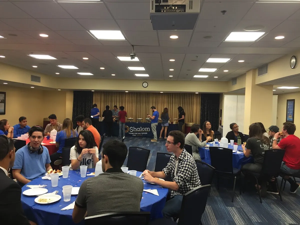Hillel at FIU — foto 2