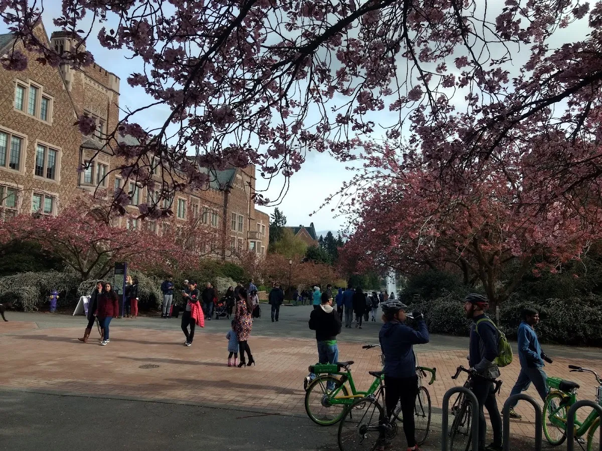 Hillel at the University of Washington: Center for Jewish Life — photo 2