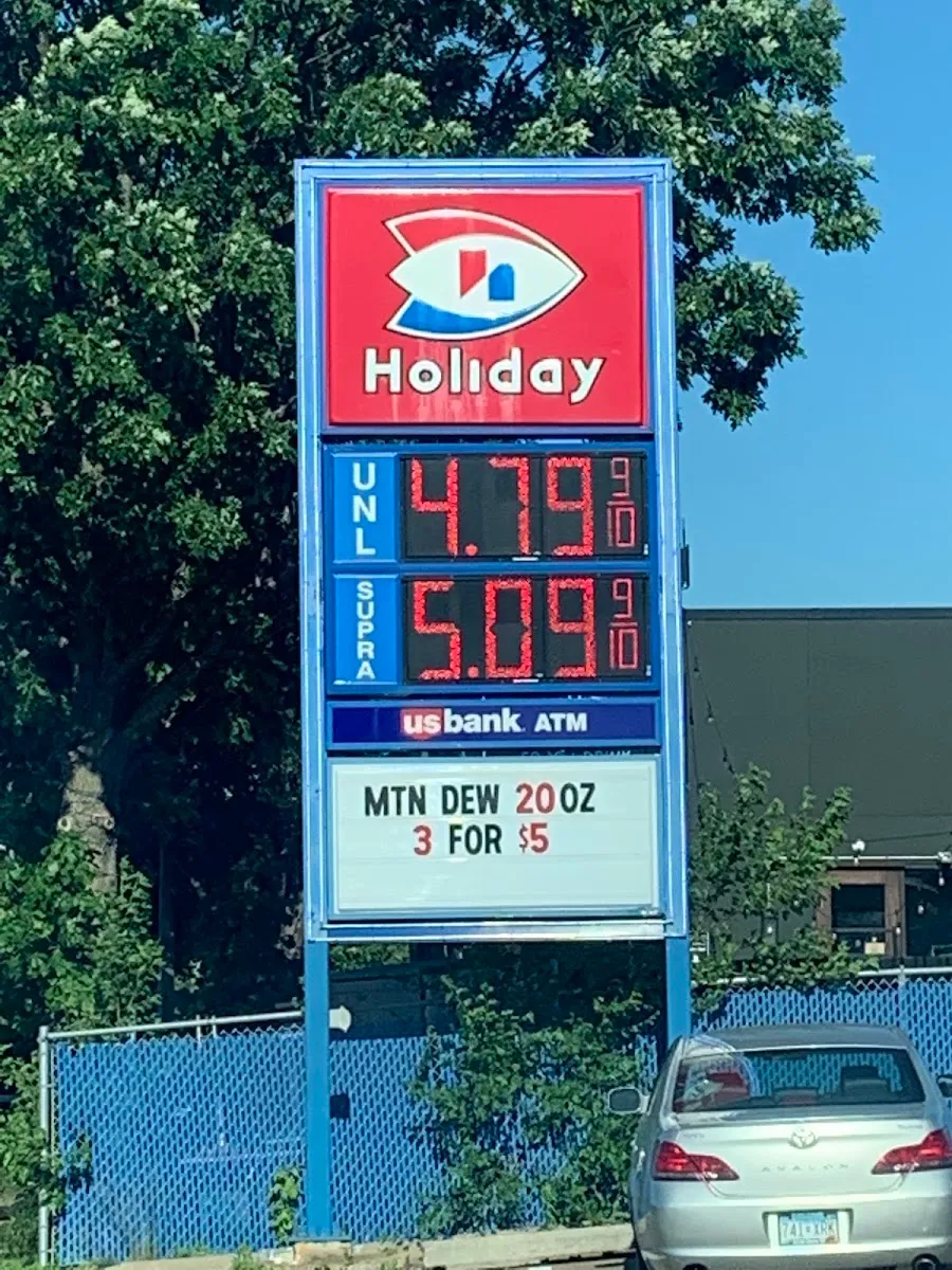 Holiday Gas Station