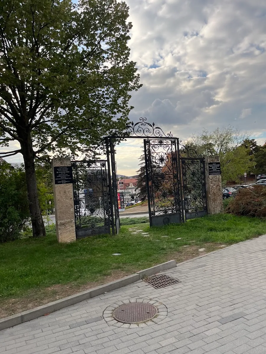 Holocaust Emlékhely Veszprém — photo 2