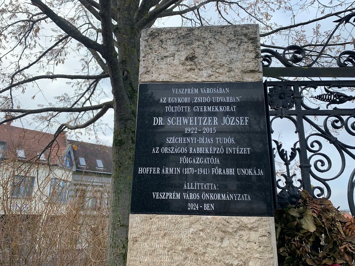 Holocaust Emlékhely Veszprém — photo 8