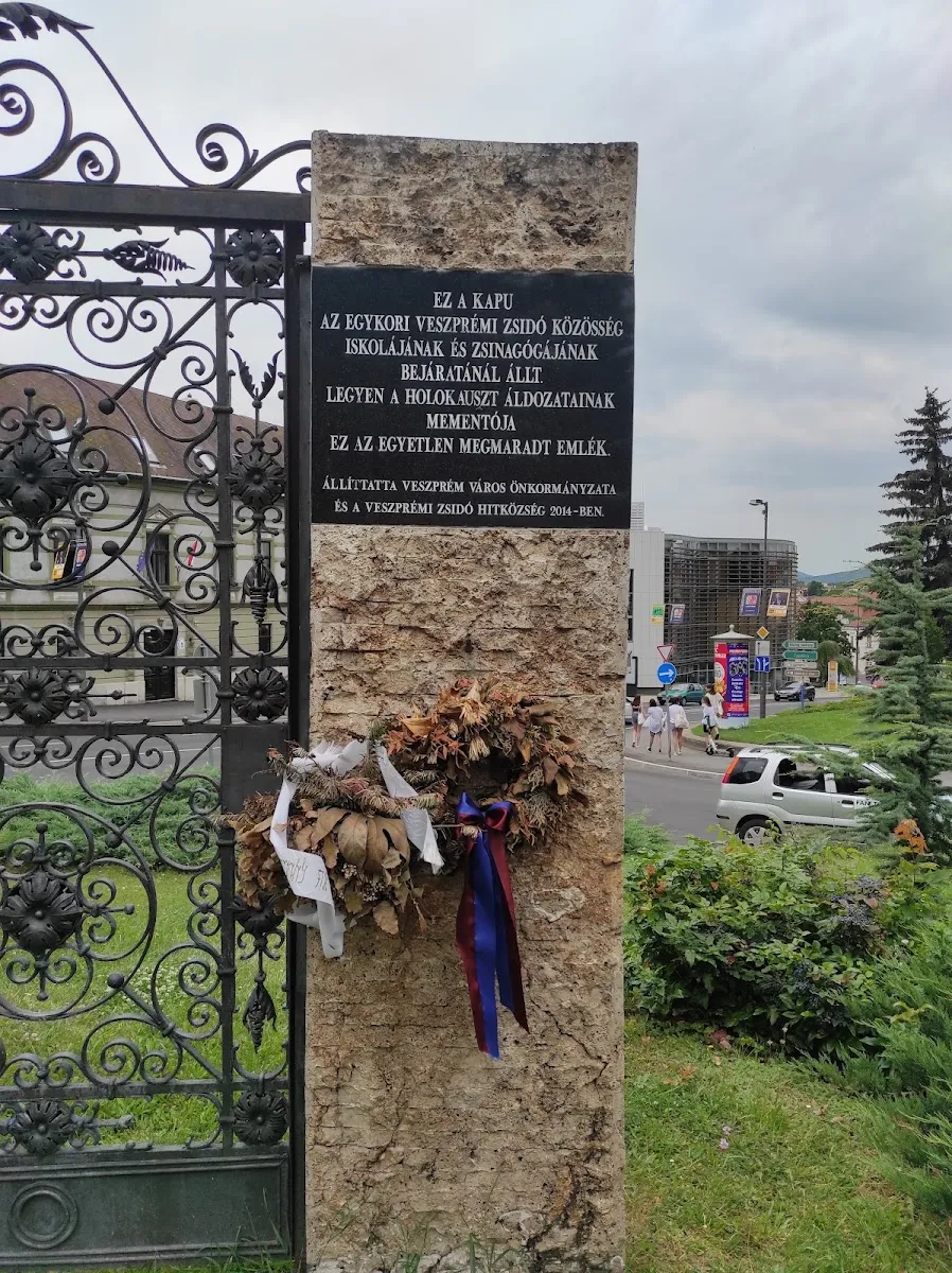 Holocaust Emlékhely Veszprém — photo 10