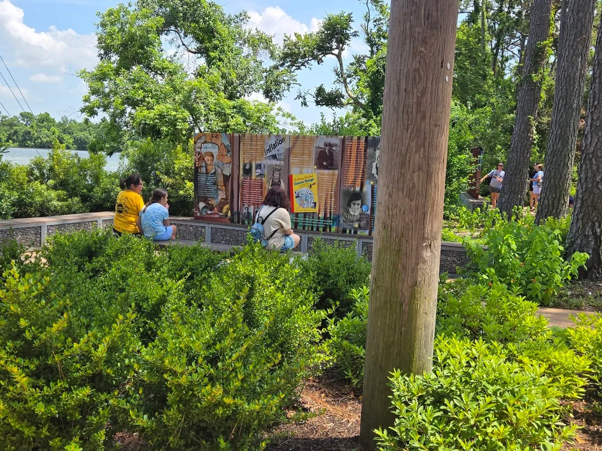 Holocaust Garden of Hope — foto 7