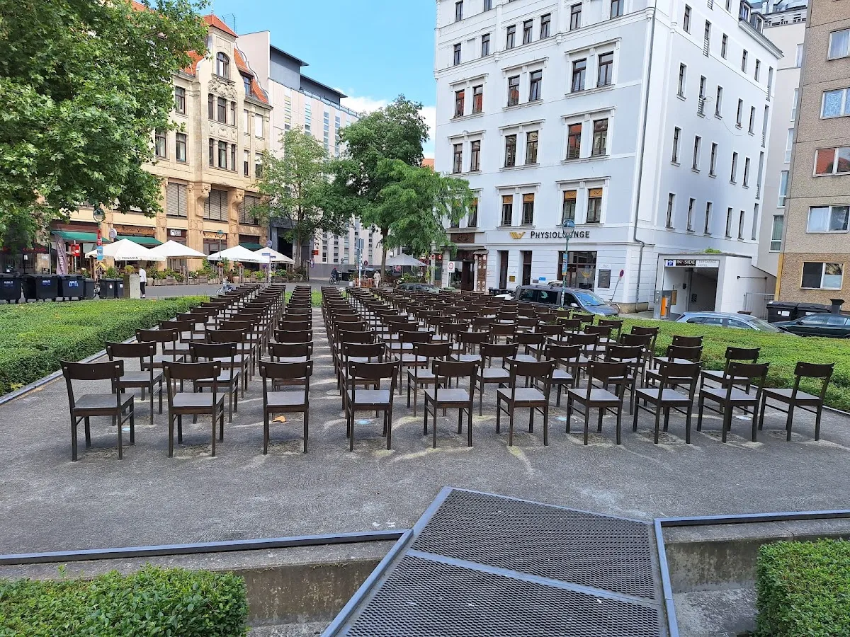 Holocaust Memorial — photo 5