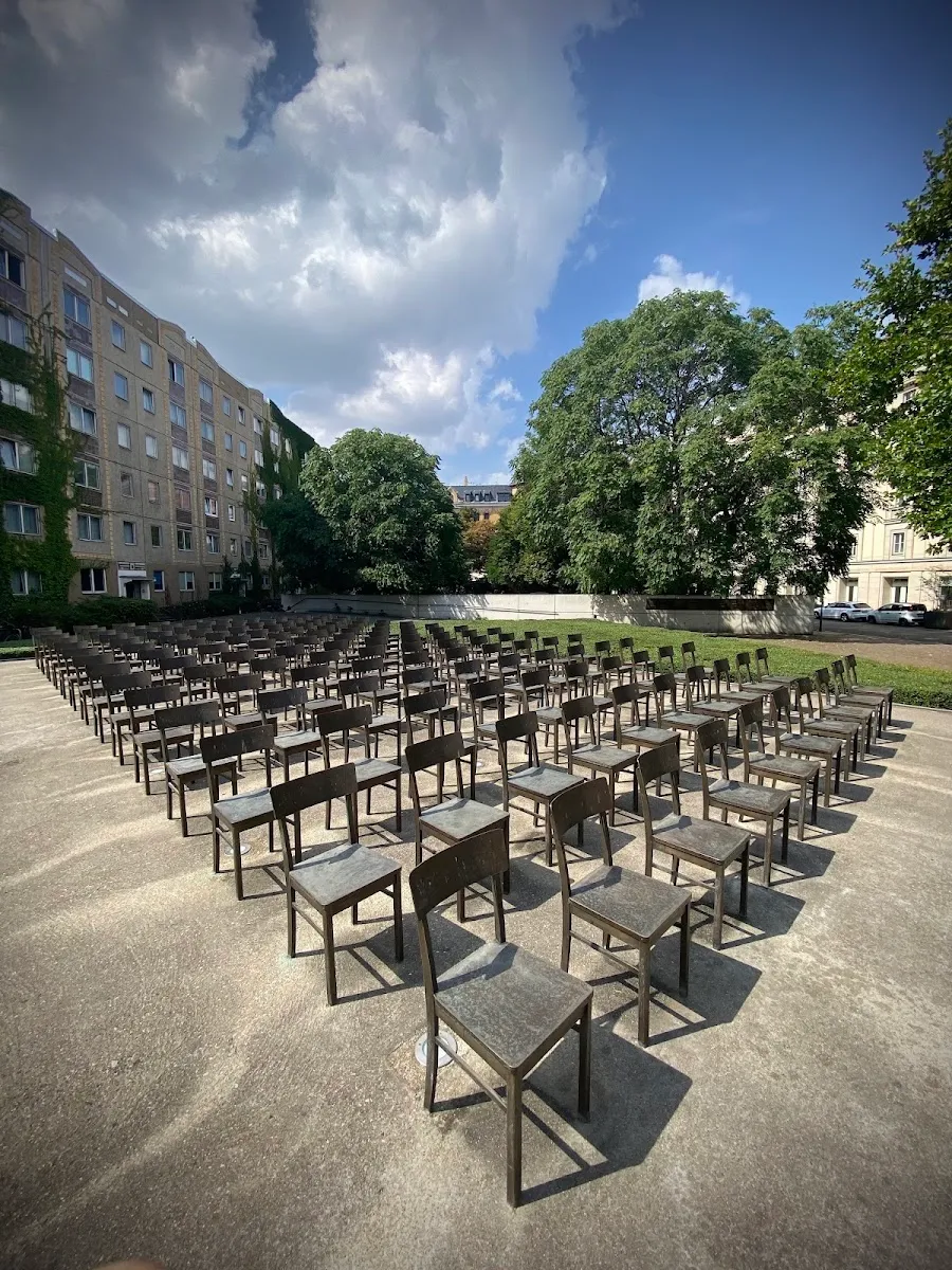 Holocaust Memorial — photo 8