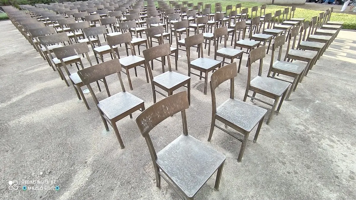Holocaust Memorial — photo 9