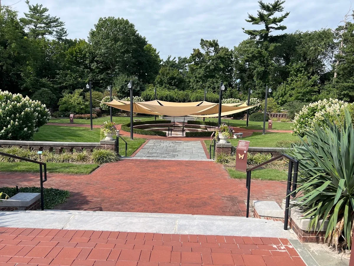 Holocaust Memorial & Tolerance Center — foto 7